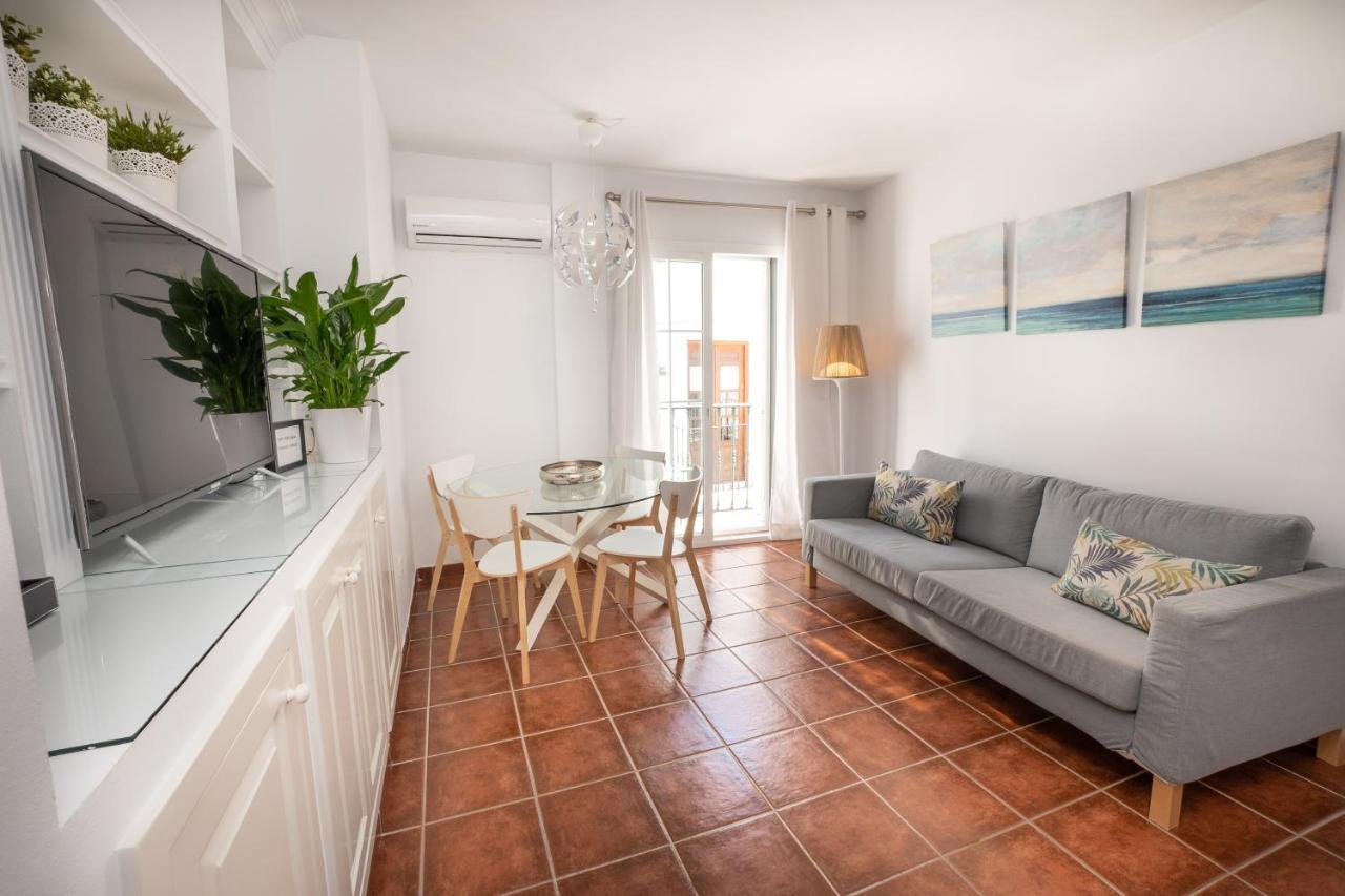 M&G Acqua Private Pool Apartment Nerja Luaran gambar